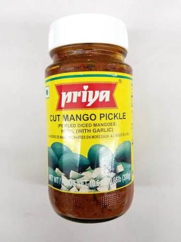 Priya Cut Mango Pickle In Oil (with Garlic) 11 OZ (300 Grams)